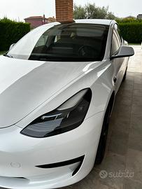 Tesla model 3 RWD