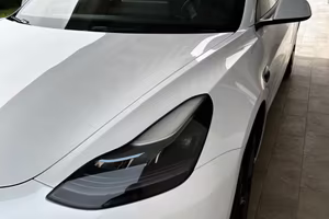 Tesla model 3 RWD