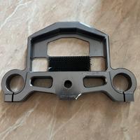 Piastra x minimoto adatta a steli da 25mm