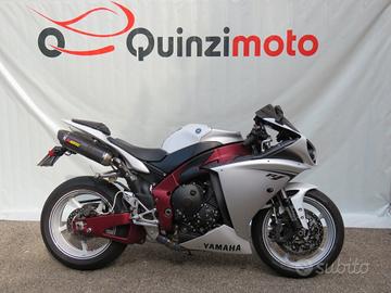 Yamaha YZF R1