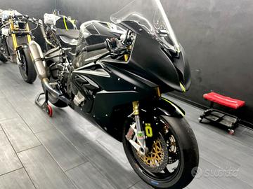 BMW S1000RR solo pista