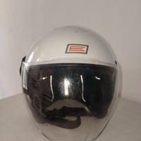 Casco con visiera