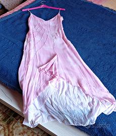 Abito da donna in pura seta 100%