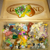 Cuccioli erca amici e sorpresine varie