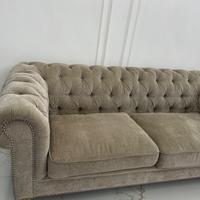 Divano Chesterfield 3/4 posti in velluto