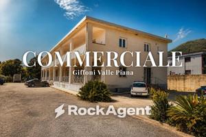 Immobile di 1500 m² a Giffoni Valle Piana