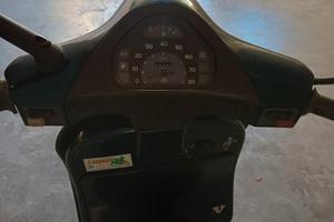 vespa v