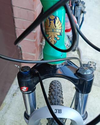  Mountain bike 