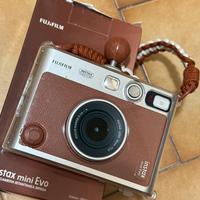 Instax mini evo