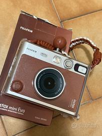 Instax mini evo