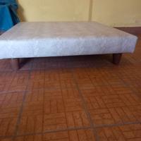 Tavolino per salotto in pelle basso