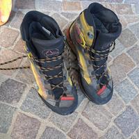 Scarponi la sportiva