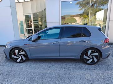 Volkswagren Golf GTI Serie 8 anno 2021