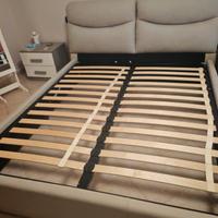 letto matrimoniale con cassettone  con 2 comodini 