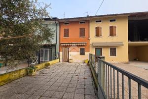 CASA INDIPENDENTE A VISANO