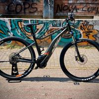 Mountain bike elettrica KTM Macina Ride 2022