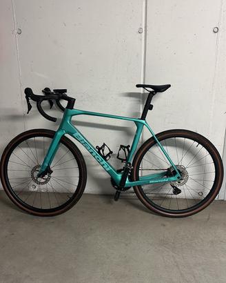 Bianchi gravel impulso 2026 in carbonio