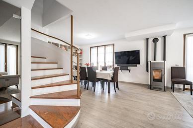 VILLA SINGOLA A OLGINATE