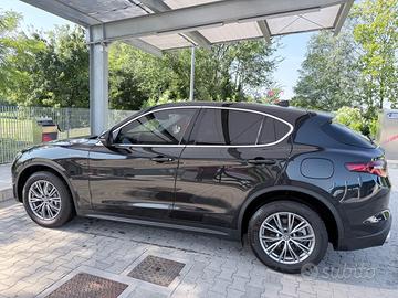 Stelvio 2.0 Benzina