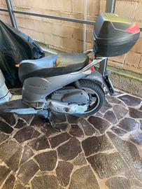 Aprilia Scarabeo 200 anno 2008