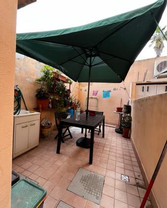 Ombrellone 3x2 metri + base + tavolo