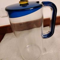 Brocca in plastica Guzzini.