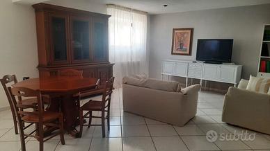 APPARTAMENTO AI PINI - Vista mare e collina