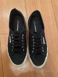 Superga nere
