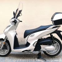 Scooter Honda SH300 i ABS