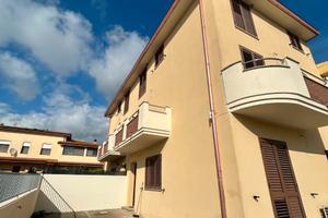 Casa indipendente con giardino