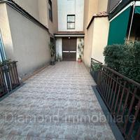 Appartamento ascensorato ad Aci Catena