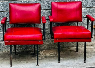 Due poltrone anni 70 stile  industriale € 70 cad.