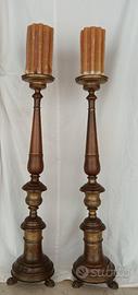 Due candelieri veneti, antichi, da altare