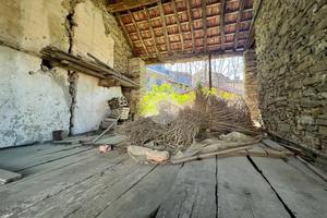 RUSTICO A MONASTERO DI LANZO