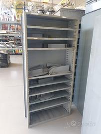 Scaffalatura magazzino
