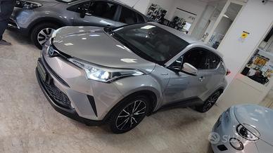 Toyota C-HR 1.8 Hybrid E-CVT Lounge