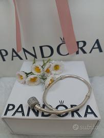 bracciale Pandora con chiusura in pavè 18 cm