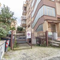 BOX A MONTEROTONDO