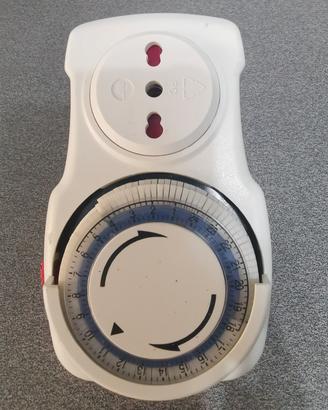 Timer (programmatore giornaliero meccanico) 