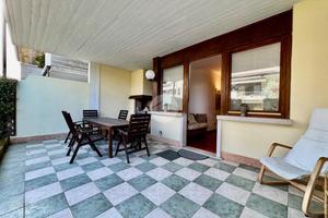 4 LOCALI A DESENZANO DEL GARDA