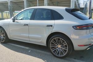 PORSCHE MACAN 2.0 BENZ. 245CV