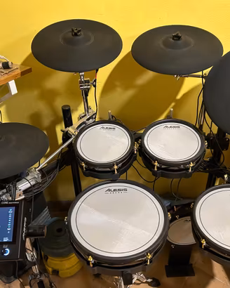 batteria alesis strata core