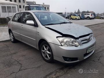 Ricambi Toyota Corolla 5.P 1.4 D4D Automatica 2005