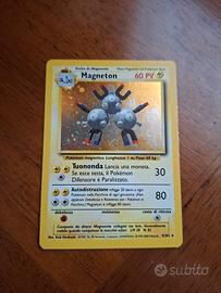 Magneton 9/102 card Pokemon Set Base 2000