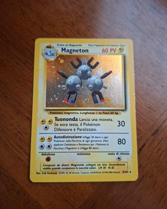 Magneton 9/102 card Pokemon Set Base 2000
