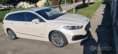 ford mondeo vignale hybrid 