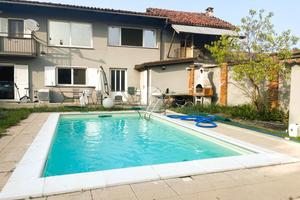 CASA SEMINDIPENDENTE A CARIGNANO