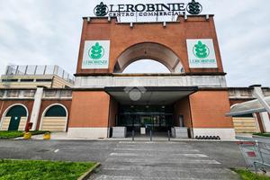 NEGOZIO A VEROLANUOVA