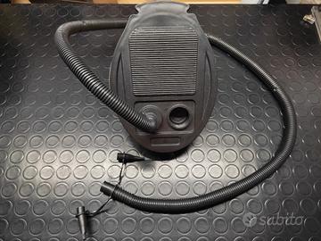 Pompa per canotti e lettini da mare