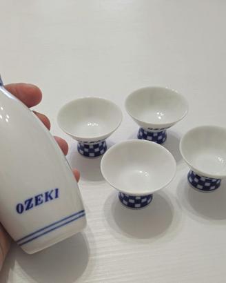 SET SAKE IN PORCELLANA MARCA OZEKI MADE IN JAPAN